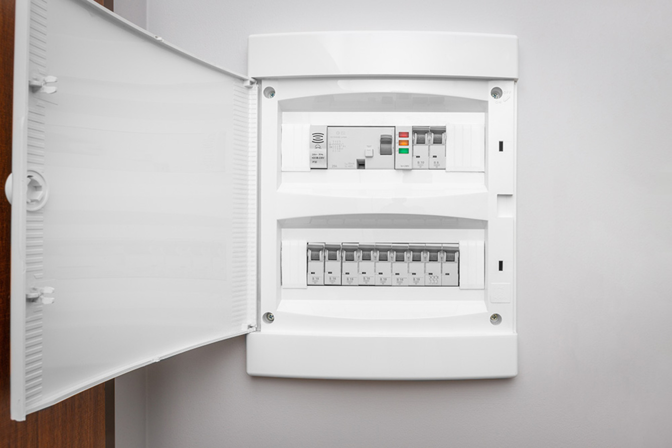 Über­spannungs­schutz bei Elektroservice-Plehn in Mörsdorf