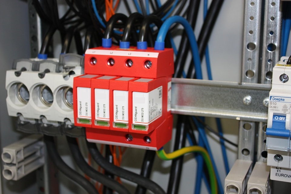 U berspannungsschutz bei Elektroservice-Plehn in Mörsdorf